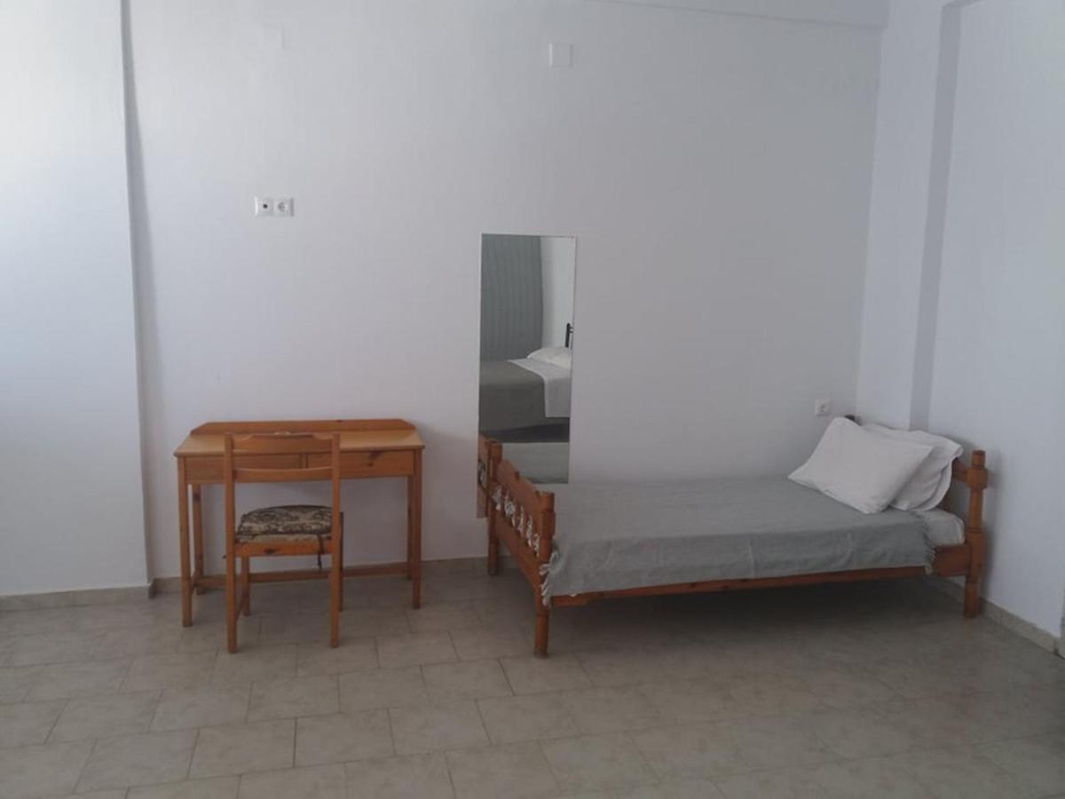 George - Near The Apartment Matala